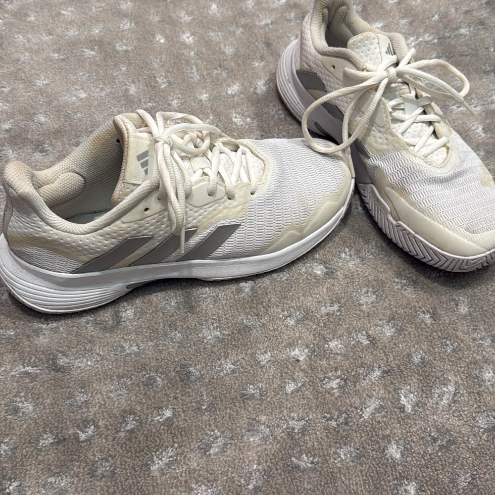 Adidas size 8 
#tennis